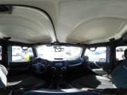 ✅ 2018 Jeep Wrangler Unlimited Sahara • VIN: 1C4BJWEG1JL935722 • Лот: 43493876. Опубликован ранее на IAAI с пробегом 85 800 миль. Бесплатный доступ к архиву аукционных продаж из США и подробный отчёт об истории автомобиля на DreamBid. Изображение 18.