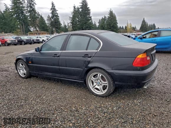 ✅ 2001 BMW 3 Series 330i • VIN: WBAAV53461FT00008 • Lot: 95166345. Wystawiony na Copart z przebiegiem 175 588 mil. Bezpłatny archiwum sprzedaży aukcyjnych z USA i szczegółowy raport historii pojazdu na DreamBid. Zdjęcie 2.