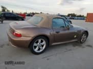 ✅ 2001 BMW Z3 2.5 • VIN: WBACN33441LM02664 • Lot: 76189564. Wystawiony na Copart z przebiegiem 90 136 mil. Bezpłatny archiwum sprzedaży aukcyjnych z USA i szczegółowy raport historii pojazdu na DreamBid. Zdjęcie 3.