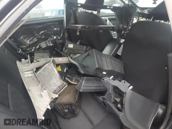 ✅ 2010 Toyota Corolla • VIN: 2T1BU4EE3AC262174 • Lot: 59820375. Listed on Copart with Not provided. Free auction sales archive from the USA and detailed vehicle history report at DreamBid. Image 12.