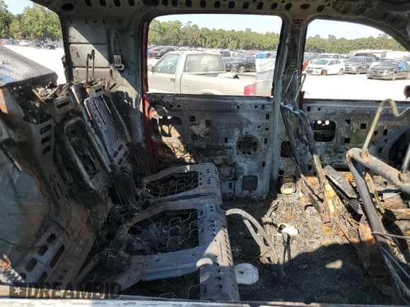 ✅ 2007 Dodge 2500 SLT • VIN: 3D7KS29C37G755019 • Лот: 72387414. Опубликован ранее на Copart с пробегом Не указан. Бесплатный доступ к архиву аукционных продаж из США и подробный отчёт об истории автомобиля на DreamBid. Изображение 11.