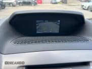 ✅ 2018 Ford Transit XL • VIN: 1FBZX2CG8JKA08901 • Lot: 42409721. Wystawiony na IAAI z przebiegiem 329 422 mil. Bezpłatny archiwum sprzedaży aukcyjnych z USA i szczegółowy raport historii pojazdu na DreamBid. Zdjęcie 6.