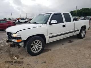 2002 Chevrolet Silverado 1500 with VIN 2GCEC19W221196198, listed as a Copart auction lot 60430205 with 90,276 mi miles and Salvage title. Bid and sale history available at DreamBid. Image 1.