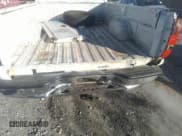 ✅ 2007 Chevrolet Silverado 2500HD Work Truck • VIN: 1GBHC24U57E109185 • Lot: 41641004. Wystawiony na IAAI z przebiegiem 431 260 mil. Bezpłatny archiwum sprzedaży aukcyjnych z USA i szczegółowy raport historii pojazdu na DreamBid. Zdjęcie 13.