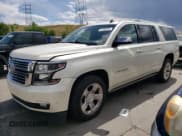 ✅ 2015 Chevrolet Suburban LTZ • VIN: 1GNSKKKC1FR123209 • Lot: 71128734. Wystawiony na Copart z przebiegiem 122 146 mil. Bezpłatny archiwum sprzedaży aukcyjnych z USA i szczegółowy raport historii pojazdu na DreamBid. Zdjęcie 1.