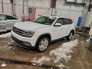 ✅ 2018 Volkswagen Atlas SEL Premium • VIN: 1V2NR2CA0JC551524 • Lot: 94973585. Wystawiony na Copart z przebiegiem 127 355 mil. Bezpłatny archiwum sprzedaży aukcyjnych z USA i szczegółowy raport historii pojazdu na DreamBid. Zdjęcie 1.