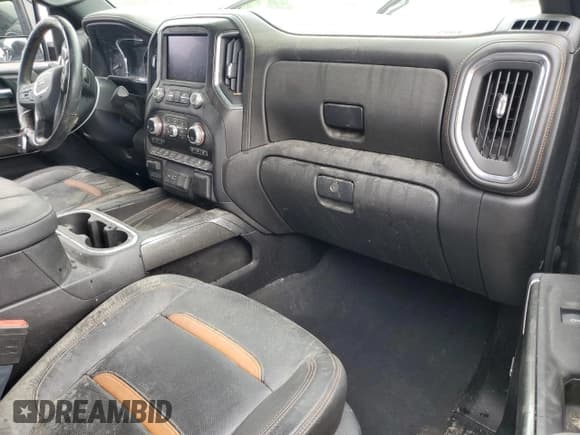 ✅ 2023 GMC Sierra 3500 • VIN: 1GT49VE70PF136761 • Lot: 56917475. Listed on Copart with Not provided. Free auction sales archive from the USA and detailed vehicle history report at DreamBid. Image 8.