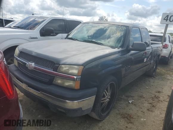 ✅ 2004 Chevrolet Silverado 1500 LS • VIN: 2GCEC19T641415205 • Лот: 73973934. Опубликован ранее на Copart с пробегом Не указан. Бесплатный доступ к архиву аукционных продаж из США и подробный отчёт об истории автомобиля на DreamBid. Изображение 1.