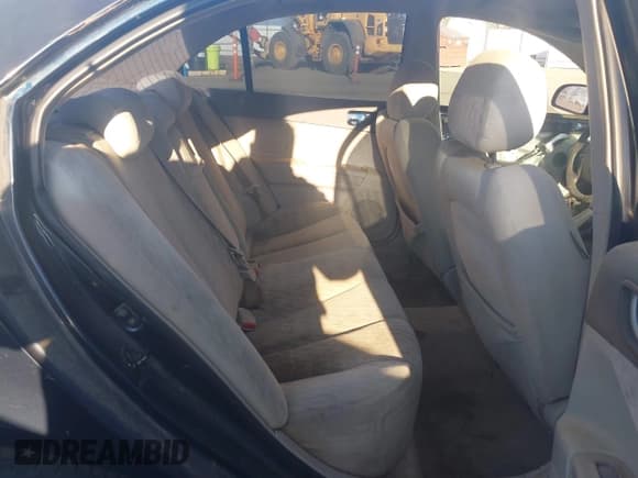 ✅ 2007 Hyundai Sonata GLS • VIN: 5NPET46C17H177840 • Лот: 41325642. Опубликован ранее на IAAI с пробегом 234 070 миль. Бесплатный доступ к архиву аукционных продаж из США и подробный отчёт об истории автомобиля на DreamBid. Изображение 8.