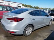 ✅ 2019 Hyundai Elantra SE • VIN: 5NPD74LF4KH449031 • Lot: 43427089. Listed on IAAI with 88,127 mi. Free auction sales archive from the USA and detailed vehicle history report at DreamBid. Image 4.