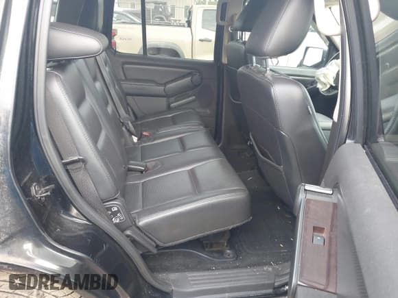 ✅ 2010 Ford Explorer Limited • VIN: 1FMEU7F86AUA98571 • Lot: 43569090. Wystawiony na IAAI z przebiegiem 126 604 mil. Bezpłatny archiwum sprzedaży aukcyjnych z USA i szczegółowy raport historii pojazdu na DreamBid. Zdjęcie 8.