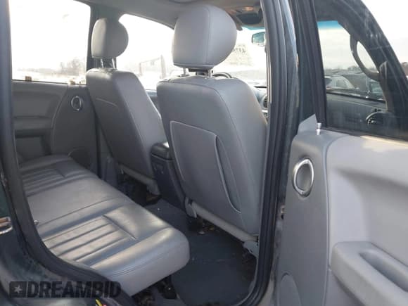 ✅ 2005 Jeep Liberty Limited • VIN: 1J8GL58KX5W617931 • Lot: 43758898. Listed on IAAI with 208,358 mi. Free auction sales archive from the USA and detailed vehicle history report at DreamBid. Image 8.