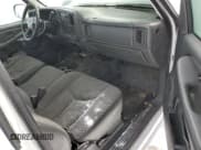 ✅ 2005 Chevrolet Silverado 2500HD Work Truck • VIN: 1GCHC24U35E280090 • Лот: 44926445. Опубликован ранее на Copart с пробегом 209 641 миль. Бесплатный доступ к архиву аукционных продаж из США и подробный отчёт об истории автомобиля на DreamBid. Изображение 8.