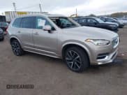 ✅ 2023 Volvo XC90 Plus • VIN: YV4L12PN4P1915510 • Лот: 43380868. Опубликован ранее на IAAI с пробегом 46 514 миль. Бесплатный доступ к архиву аукционных продаж из США и подробный отчёт об истории автомобиля на DreamBid. Изображение 1.