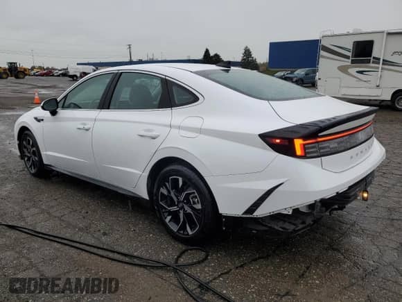2025 Hyundai Sonata SEL с VIN KMHL64JA0SA488935, выставлен на аукционе Copart как лот 90737545 с пробегом 16 135 миль миль и Чистый • Clean title. История ставок и продаж доступна на DreamBid. Изображение 2.