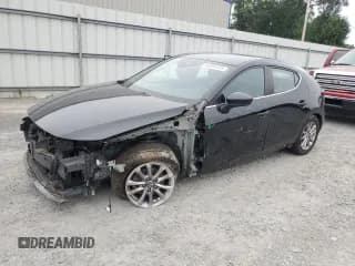 ✅ 2021 Mazda 3 S • VIN: JM1BPAJL9M1303054 • Lot: 64551475. Wystawiony na Copart z przebiegiem 60 077 mil. Bezpłatny archiwum sprzedaży aukcyjnych z USA i szczegółowy raport historii pojazdu na DreamBid. Zdjęcie 1.