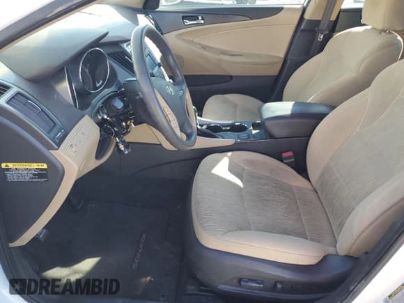 ✅ 2014 Hyundai Sonata GLS • VIN: 5NPEB4AC4EH822925 • Lot: 76303834. Listed on Copart with 133,490 mi. Free auction sales archive from the USA and detailed vehicle history report at DreamBid. Image 7.