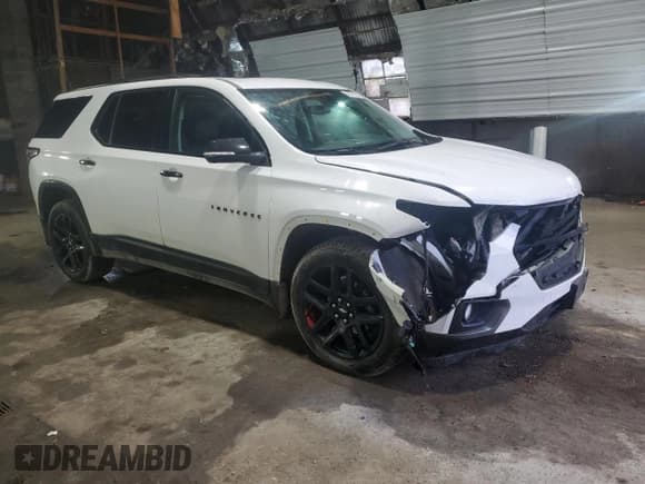 ✅ 2021 Chevrolet Traverse Premier • VIN: 1GNEVKKW3MJ267628 • Lot: 92279105. Wystawiony na Copart z przebiegiem 73 540 mil. Bezpłatny archiwum sprzedaży aukcyjnych z USA i szczegółowy raport historii pojazdu na DreamBid. Zdjęcie 4.
