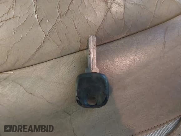 ✅ 1999 Volvo V70 XC Cross Country • VIN: YV1LZ56D2X2625633 • Lot: 43265616. Wystawiony na IAAI z przebiegiem 267 880 mil. Bezpłatny archiwum sprzedaży aukcyjnych z USA i szczegółowy raport historii pojazdu na DreamBid. Zdjęcie 11.