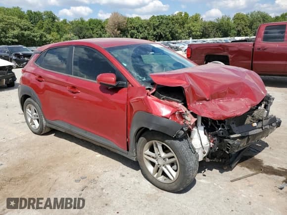 ✅ 2020 Hyundai Kona SE • VIN: KM8K12AA5LU578564 • Лот: 70260564. Опубликован ранее на Copart с пробегом 59 579 миль. Бесплатный доступ к архиву аукционных продаж из США и подробный отчёт об истории автомобиля на DreamBid. Изображение 4.