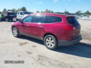 ✅ 2011 Chevrolet Traverse 2LT • VIN: 1GNKVJED7BJ230909 • Lot: 43449416. Wystawiony na IAAI z przebiegiem 201 797 mil. Bezpłatny archiwum sprzedaży aukcyjnych z USA i szczegółowy raport historii pojazdu na DreamBid. Zdjęcie 3.