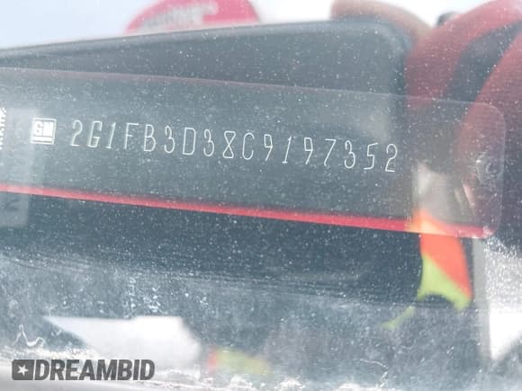 ✅ 2012 Chevrolet Camaro 1LT • VIN: 2G1FB3D38C9197352 • Lot: 42162526. Wystawiony na IAAI z przebiegiem 204 209 mil. Bezpłatny archiwum sprzedaży aukcyjnych z USA i szczegółowy raport historii pojazdu na DreamBid. Zdjęcie 9.