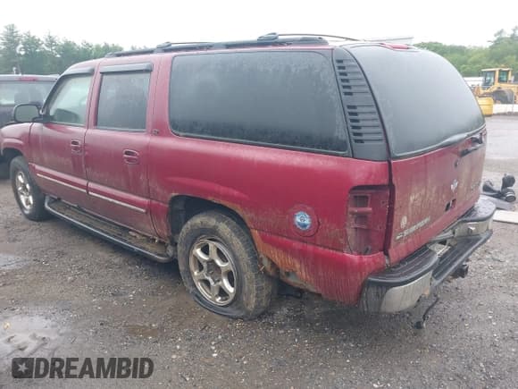 ✅ 2004 Chevrolet Suburban LT • VIN: 1GNFK16T14J167213 • Lot: 42445330. Listed on IAAI with 196,046 mi. Free auction sales archive from the USA and detailed vehicle history report at DreamBid. Image 3.