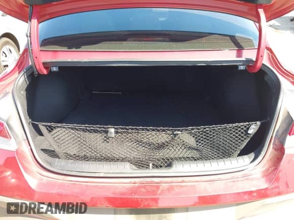 ✅ 2025 Hyundai Elantra SEL Sport • VIN: KMHLM4DG2SU924317 • Lot: 43143550. Listed on IAAI with 16,263 mi miles. Access the free auction sales archive from the USA and view a detailed vehicle history report at DreamBid. Image 18.