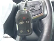 ✅ 2021 Chevrolet Silverado 1500 LT Trail Boss • VIN: 1GCPYFEL7MZ168474 • Lot: 42351427. Wystawiony na IAAI z przebiegiem 103 836 mil. Bezpłatny archiwum sprzedaży aukcyjnych z USA i szczegółowy raport historii pojazdu na DreamBid. Zdjęcie 11.