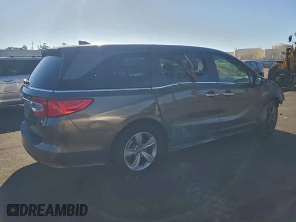 ✅ 2019 Honda Odyssey EX • VIN: 5FNRL6H52KB117407 • Lot: 93764675. Listed on Copart with Not provided. Free auction sales archive from the USA and detailed vehicle history report at DreamBid. Image 3.