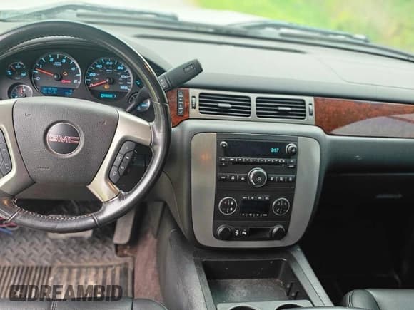 ✅ 2009 GMC Sierra 1500 • VIN: 1GTJC73609F150902 • Лот: 67979045. Опубликован ранее на Copart с пробегом 60 567 миль. Бесплатный доступ к архиву аукционных продаж из США и подробный отчёт об истории автомобиля на DreamBid. Изображение 9.