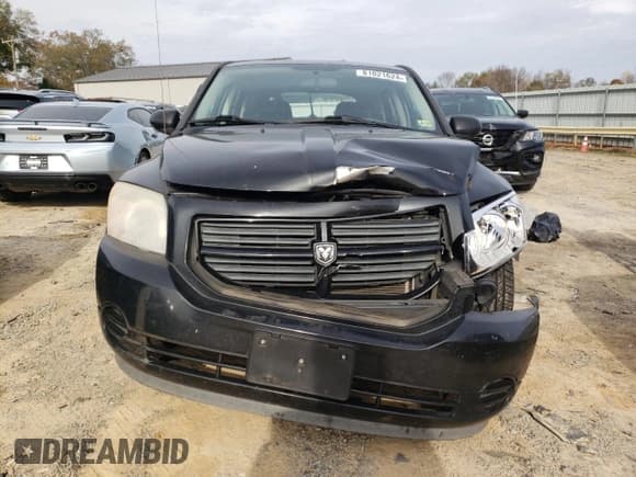 ✅ 2008 Dodge Caliber SE • VIN: 1B3HB28B38D668766 • Лот: 81021624. Опубликован ранее на Copart с пробегом 272 878 миль. Бесплатный доступ к архиву аукционных продаж из США и подробный отчёт об истории автомобиля на DreamBid. Изображение 5.