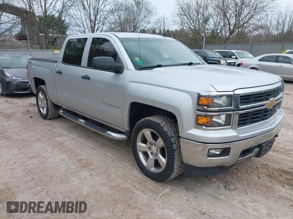 ✅ 2014 Chevrolet Silverado 1500 LT • VIN: 3GCUKREH3EG235137 • Lot: 42134613. Wystawiony na IAAI z przebiegiem 191 347 mil. Bezpłatny archiwum sprzedaży aukcyjnych z USA i szczegółowy raport historii pojazdu na DreamBid. Zdjęcie 1.