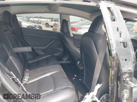 ✅ 2021 Tesla Model 3 Performance • VIN: 5YJ3E1ECXMF056512 • Lot: 42287626. Wystawiony na IAAI z przebiegiem 110 308 mil. Bezpłatny archiwum sprzedaży aukcyjnych z USA i szczegółowy raport historii pojazdu na DreamBid. Zdjęcie 8.