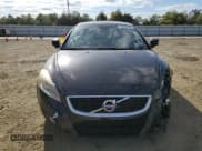 ✅ 2011 Volvo C70 • VIN: YV1672MC9BJ112292 • Лот: 85103185. Опубликован ранее на Copart с пробегом 128 844 миль. Бесплатный доступ к архиву аукционных продаж из США и подробный отчёт об истории автомобиля на DreamBid. Изображение 5.