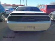 ✅ 2013 Dodge Challenger R/T • VIN: 2C3CDYBT2DH601018 • Lot: 41301532. Wystawiony na IAAI z przebiegiem 129 447 mil. Bezpłatny archiwum sprzedaży aukcyjnych z USA i szczegółowy raport historii pojazdu na DreamBid. Zdjęcie 16.