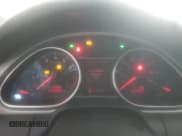 ✅ 2008 Audi Q7 Premium • VIN: WA1BV74L38D018627 • Лот: 45811705. Опубликован ранее на Copart с пробегом 219 233 миль. Бесплатный доступ к архиву аукционных продаж из США и подробный отчёт об истории автомобиля на DreamBid. Изображение 9.