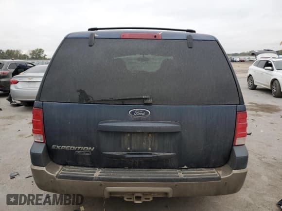 ✅ 2004 Ford Expedition Eddie Bauer • VIN: 1FMFU18L24LB38397 • Lot: 87013815. Wystawiony na Copart z przebiegiem 170 335 mil. Bezpłatny archiwum sprzedaży aukcyjnych z USA i szczegółowy raport historii pojazdu na DreamBid. Zdjęcie 6.