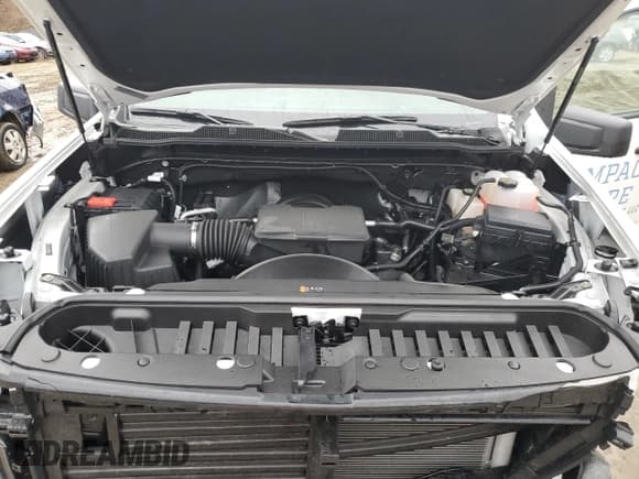 ✅ 2025 Chevrolet Silverado 2500HD • VIN: 1GC2KLE71SF149303 • Lot: 48383565. Wystawiony na Copart z przebiegiem 5 058 mil. Bezpłatny archiwum sprzedaży aukcyjnych z USA i szczegółowy raport historii pojazdu na DreamBid. Zdjęcie 11.