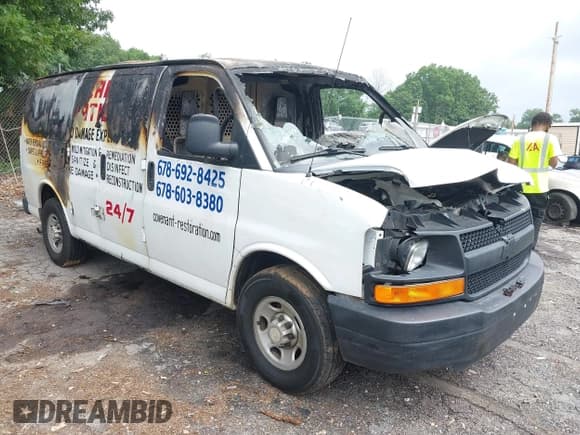 ✅ 2011 Chevrolet Express Cargo • VIN: 1GCWGFCG7B1187168 • Лот: 42423425. Опубликован ранее на IAAI с пробегом Не указан. Бесплатный доступ к архиву аукционных продаж из США и подробный отчёт об истории автомобиля на DreamBid. Изображение 1.