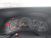 ✅ 2000 Chevrolet Silverado 1500 • VIN: 1GCEC14W4YZ351602 • Lot: 43637900. Listed on IAAI with 335,681 mi. Free auction sales archive from the USA and detailed vehicle history report at DreamBid. Image 7.