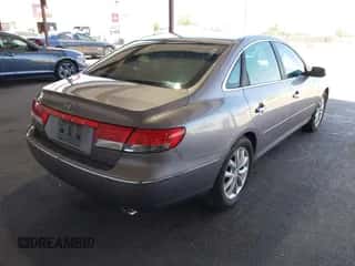 2007 Hyundai Azera SE с VIN KMHFC46F67A152353, выставлен на аукционе IAAI как лот 42626884 с пробегом 194 386 миль миль и . История ставок и продаж доступна на DreamBid. Изображение 4.