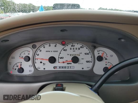 ✅ 2003 Ford Explorer Sport Trac XLS • VIN: 1FMZU67E63UA47980 • Lot: 80807165. Wystawiony na Copart z przebiegiem 165 574 mil. Bezpłatny archiwum sprzedaży aukcyjnych z USA i szczegółowy raport historii pojazdu na DreamBid. Zdjęcie 9.