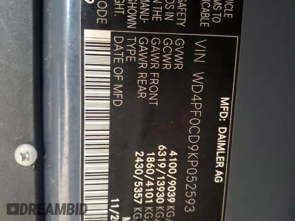 ✅ 2019 Mercedes-Benz Sprinter Cargo • VIN: WD4PF0CD9KP052593 • Lot: 56998355. Listed on Copart with 142,182 mi. Free auction sales archive from the USA and detailed vehicle history report at DreamBid. Image 13.