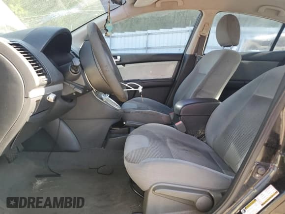 ✅ 2010 Nissan Sentra S • VIN: 3N1AB6AP1AL713445 • Lot: 71718935. Listed on Copart with 161,459 mi. Free auction sales archive from the USA and detailed vehicle history report at DreamBid. Image 7.