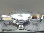 ✅ 2017 Hyundai Ioniq Blue • VIN: KMHC65LC3HU048705 • Lot: 43808035. Wystawiony na Copart z przebiegiem 116 644 mil. Bezpłatny archiwum sprzedaży aukcyjnych z USA i szczegółowy raport historii pojazdu na DreamBid. Zdjęcie 12.