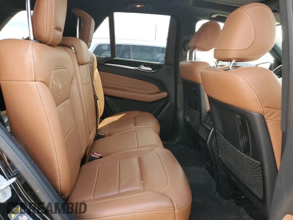 ✅ 2017 Mercedes-Benz GLE 400 • VIN: 4JGDA5GB5HA850307 • Lot: 67964295. Listed on Copart with 60,011 mi. Free auction sales archive from the USA and detailed vehicle history report at DreamBid. Image 10.
