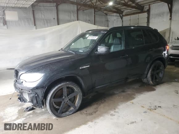 ✅ 2012 BMW X5 M • VIN: 5YMGY0C53CLK27448 • Lot: 90793635. Wystawiony na Copart z przebiegiem 146 435 mil. Bezpłatny archiwum sprzedaży aukcyjnych z USA i szczegółowy raport historii pojazdu na DreamBid. Zdjęcie 1.