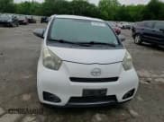 ✅ 2013 Scion iQ • VIN: JTNJJXB00DJ024432 • Lot: 55136315. Wystawiony na Copart z przebiegiem 62 670 mil. Bezpłatny archiwum sprzedaży aukcyjnych z USA i szczegółowy raport historii pojazdu na DreamBid. Zdjęcie 13.