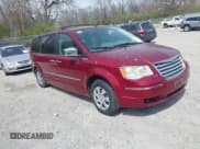 ✅ 2010 Chrysler Town & Country Limited • VIN: 2A4RR7DX2AR358067 • Lot: 42065257. Wystawiony na IAAI z przebiegiem 188 290 mil. Bezpłatny archiwum sprzedaży aukcyjnych z USA i szczegółowy raport historii pojazdu na DreamBid. Zdjęcie 1.